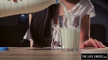Preview 1 of Sex Babasfanji - Tiny girl licks up spilt milk and then frigs herself
