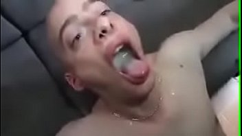 Preview 4 of Milf Fucks 18yr Old Virgin - V&iacute_deo de verificaci&oacute_n