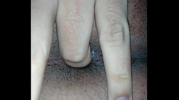 Preview 2 of Injecting M - Biel gayzinho dedando o cuzinho virgem e apertado de madrugada