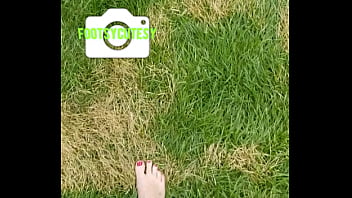 Preview 1 of 13 Ere Old Gril - Walking barefoot