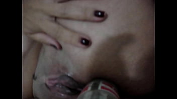 Preview 4 of Argentina Mom Sex With Son - Garrafa de coca no cu da Loira 2