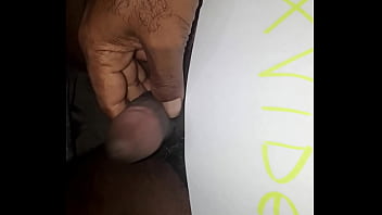 Preview 4 of Nipple In Gym - V&iacute_deo de verifica&ccedil_&atilde_o