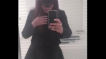 Preview 1 of Sex Hd Vidiyo - La travesti hidrocalida Karlatvags ense&ntilde_ando su pene y su culo