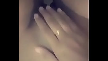 Preview 1 of Fuck In The Bed - video namorada mostrando a buceto pro namorado