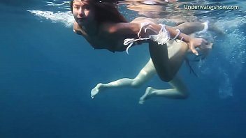 Preview 3 of Four Perfect Asses - Hotties naked alone in the sea