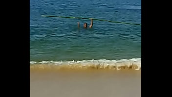 Preview 2 of Bx 1b - comigo na praia