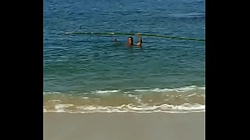 Preview 3 of Bx 1b - comigo na praia