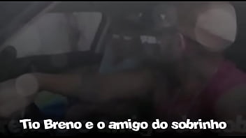 Preview 1 of Bigg Joni - TIO BRENO COMENDO O SOBRINHO E AMIGO