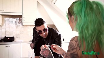 Preview 2 of Sleeping Mom Son Ww Xx - SQUIRT ALERT DUDE GET SUPRISE SQUIRT ALL OVER HIS FACE