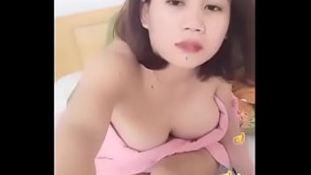 Preview 4 of Yay Me - Uplive Show h&agrave_ng 3s ...