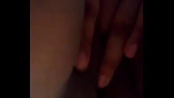 Preview 2 of Tube Bbc Skinny - Madura se masturba en el ba&ntilde_o