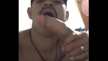 Preview 3 of Sexy Butt Asian - Chacal mamando verga Videos casero
