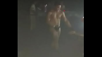 Preview 2 of Moms Suck The Boy - Paulo Cyclone gogo boy Rei do PD