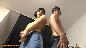 Preview 2 of Bistube Tight Ass - Os irm&atilde_os g&ecirc_meo