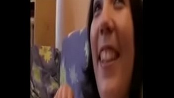 Preview 2 of Sex On Teavel - jovencita se mete una botella