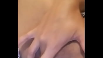 Preview 2 of Midget Licking Asses Lick - irm&atilde_ se tocando