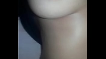 Preview 1 of Mom Son Wrestling Xxx - Fazendo fist fuck para o marido