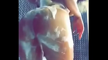 Preview 1 of Bangma - Me baila sexy por WhatsApp