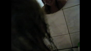 Preview 2 of Ainla - grupo de chica rusia ba&ntilde_andose en sauna