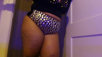 Preview 1 of Biatiful Model Cina - Leigh Dahlia - BAD Bunny