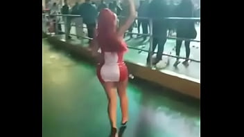 Preview 1 of Irani Iranian Persian Sahar Home - Deysi araujo mostrando tetas en publico