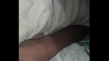 Preview 3 of Women Lick Man Nipple - Mi flaca masturbandose