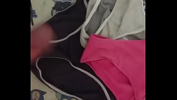Preview 1 of Cartoon Network Xxx - corrida mix en bragas de mi mujer y vecina