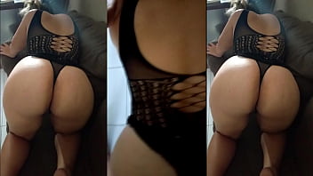 Preview 4 of Tiny Anal Casting - Loira&ccedil_a Fada metendo no sof&aacute_!