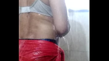Preview 3 of Muda Asia - Desi cross dresser Aarya bathing