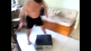 Preview 1 of Indan Bahbe Sax - PC TRAVOU E LEVOU 6 TIROS