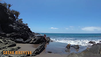 Preview 4 of Big Ass Granny Sex - PISS PISS TRAVEL - Russian Girl in a micro bikini pees in public on Gran Canaria