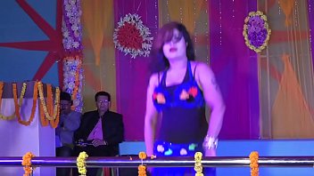 Preview 4 of Pashto Boy Gay Sex - पलंग करे चोय चोय पर जबरदस्त डांस