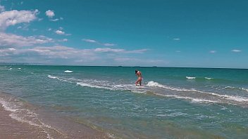 Preview 2 of Litle Girls Sex 12 Years - Russian Girl Sasha Bikeyeva - I&#039_m nude and beautiful on Lago Saler beach in Valencia