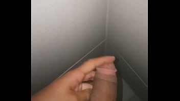 Preview 4 of Xxx Marate You Tub - Batendo uma punheta rapidinho