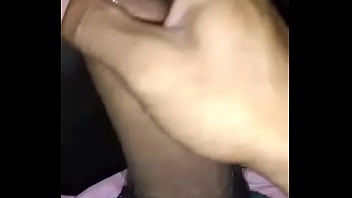 Preview 1 of Marya Zap - Pago pra ele lavar meu carro e ganho um v&iacute_deo dele gozando toda vez. 2