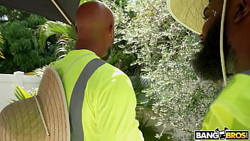 Preview 2 of Secret Of Beauty 4 3d - Two Dicks Plus Gardening For Free