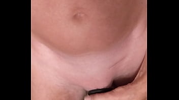 Preview 1 of Papapa Saca Cuerno - Tw.eedheads Jo&#039_s in bed