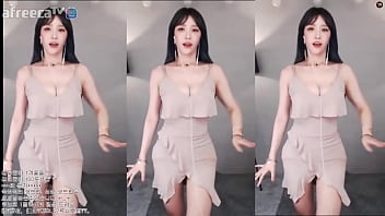 Preview 4 of Cute Aunties Sex Videos - BJ Winter sexy dance #7 reupload HD
