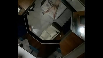 Preview 1 of Housewife Party Sex Moms - En el motel Las Vegas