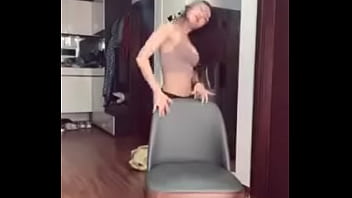 Preview 2 of Teman Xxx - Hotgirl uplive khoe vếu nhay cực sexy