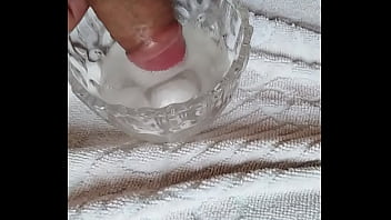 Preview 1 of Boy Puss Hitachi Girl - Wet