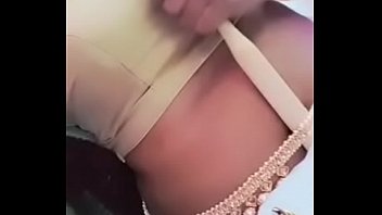 Preview 2 of School Girl Xxxxx Videos 12 Year - Swathi naidu showing her sexy navel in saree