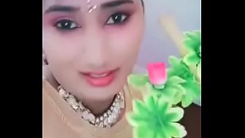 Preview 1 of School Girl Xxxxx Videos 12 Year - Swathi naidu showing her sexy navel in saree