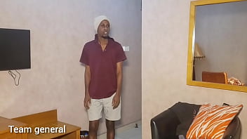 Preview 1 of Pohsato Xnxn Video - room service boy got lucky and fucked a customer