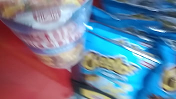 Preview 1 of Tarzan Sexmovies - Debaixo da coroa no supermercado