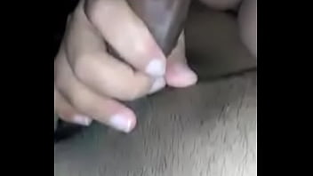 Preview 2 of Bngalixxxx - Mamando guebo antes de meterselo duro. / Sucking a black cock before fucking jer so hard