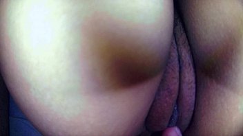 Preview 2 of School Girl And Guys - Jugando con el hermoso culo y vagina  de mi hermanastra ella es muy sexy.