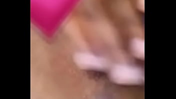Preview 3 of Video Pribadi Malam Pertama - Jamaican teen showing pussy