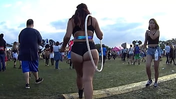 Preview 3 of Salman Reshama - BIG ASSES IN THE WILD PART 3!