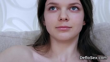 Preview 4 of Yui Hatamo - Sensuous chick pleases yummy hole until she is climaxing